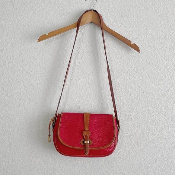 Dooney & Bourke Handbags - DOONEY & BOURKE || Vintage Saddle Bag Pebbled Leather Crossbody